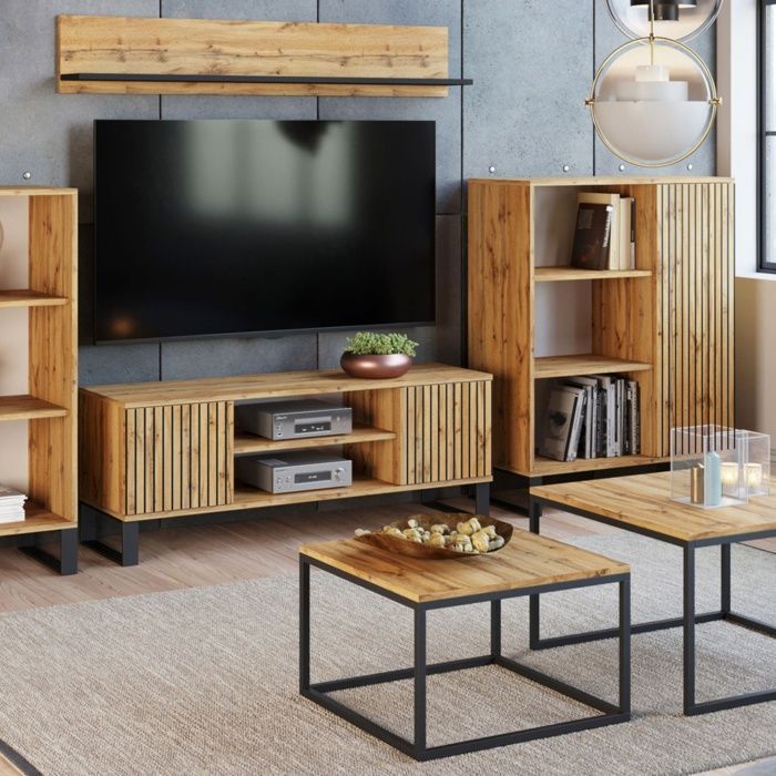 FOCUS TV-Schrank, B 135 x T 40 x H 49 cm, goldfarbene Eiche, Metallbeine im Loft-Stil