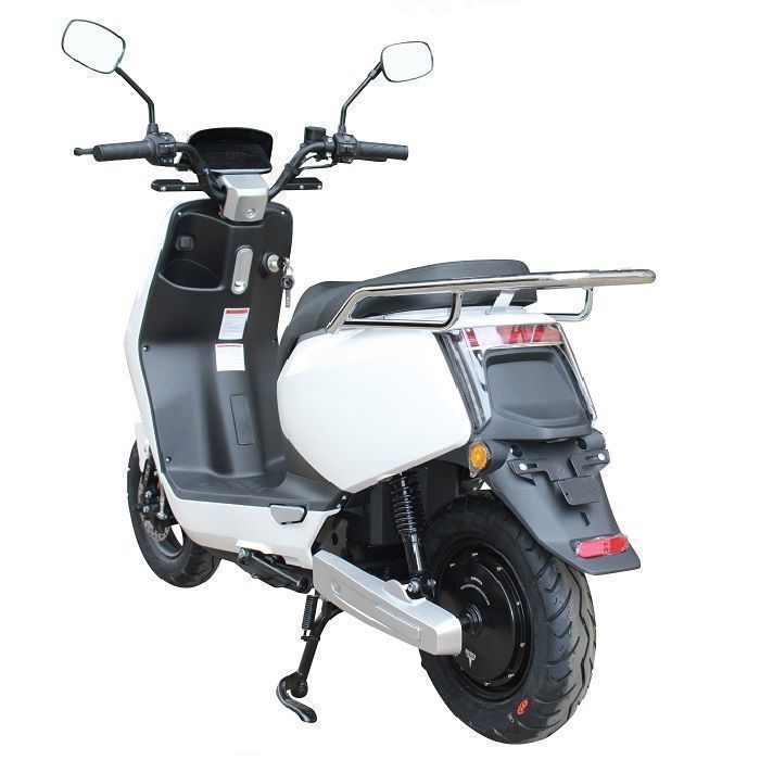 EUROCKA ZION elektrische scooter, wit, met verwijderbare lithiumbatterij en een actieradius van 60 km.