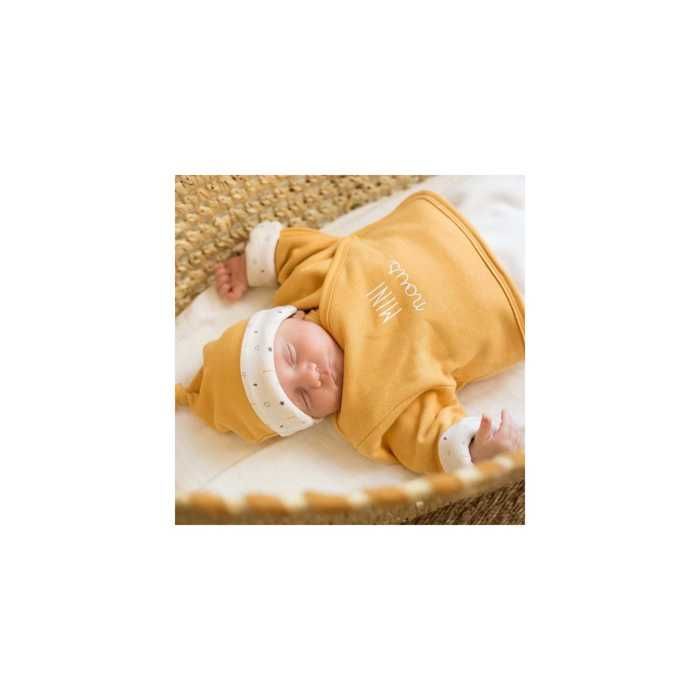 Three Kilos Seven 4-teiliges Baby-Neugeborenen-Set
