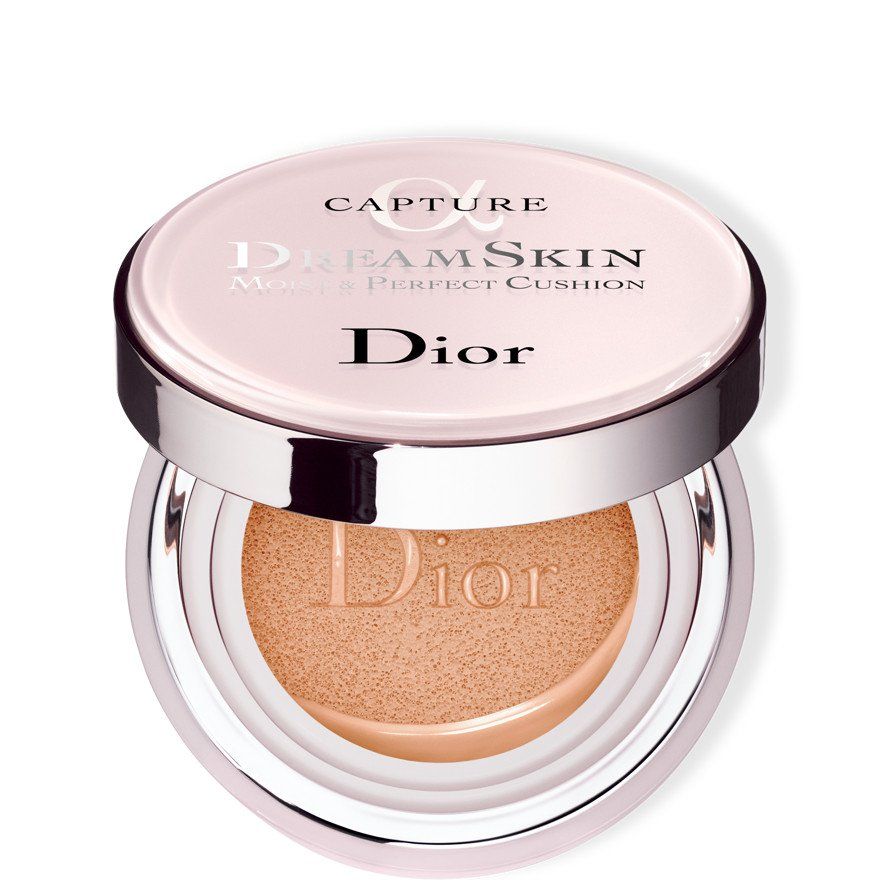 „CAPTURE DREAMSKIN Moist & Perfect Cushion“ SPF50 PA drėkinamasis maskuoklis Prabangus raukšles ir senėjimą stabdantis kremas