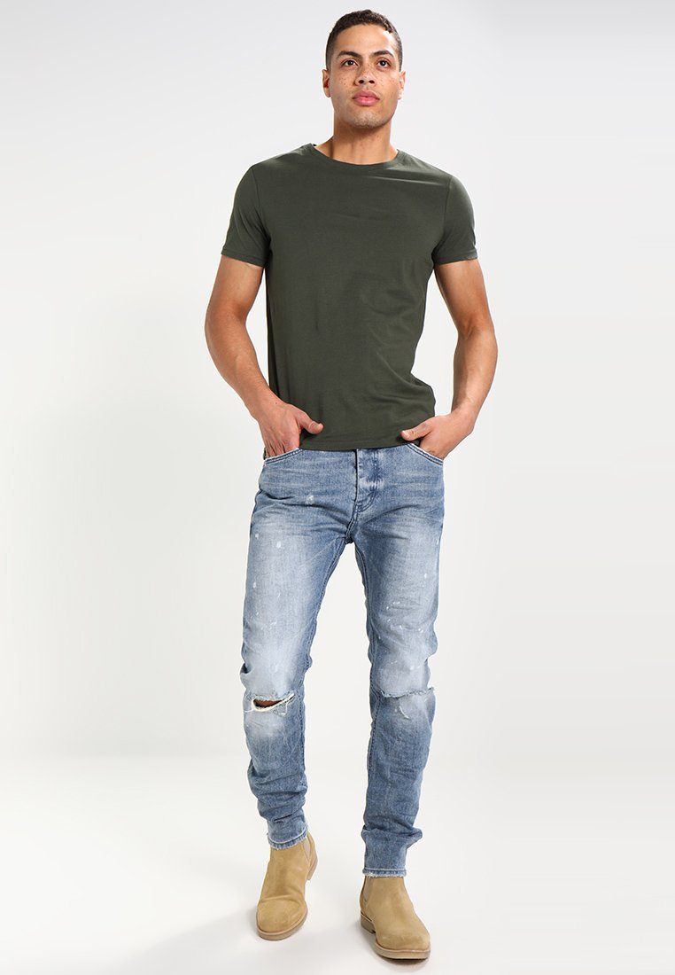 Pier One Basic T-shirt - kaki