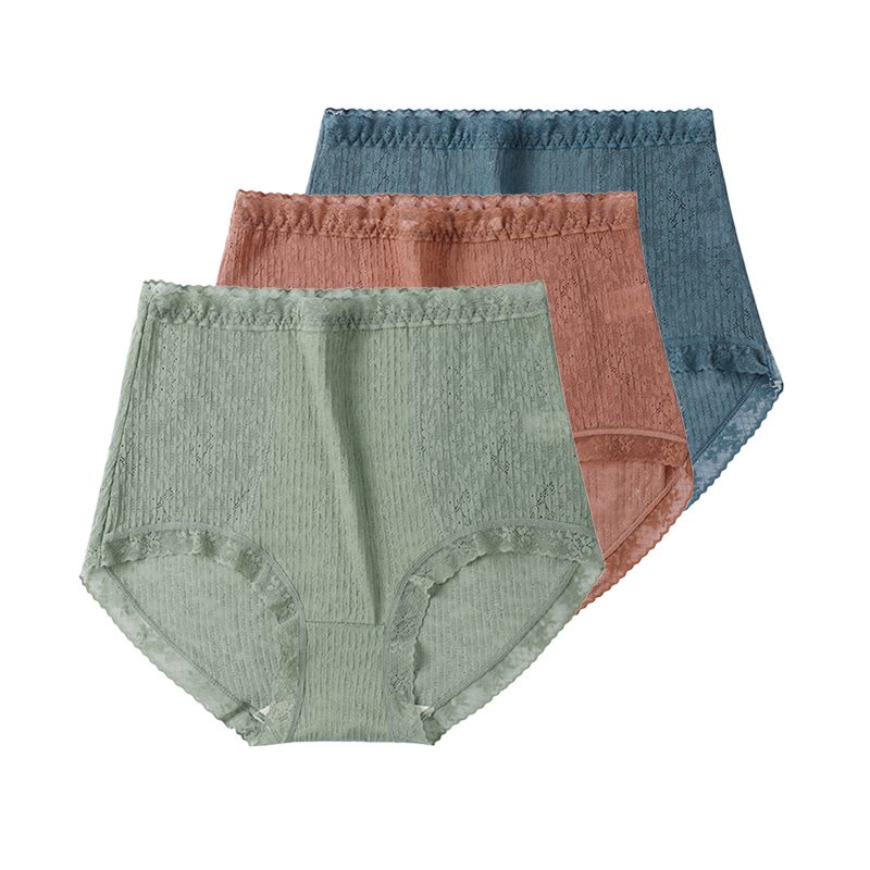 3 slip sexy in pizzo, antibatterici, traspiranti, per l'estate.