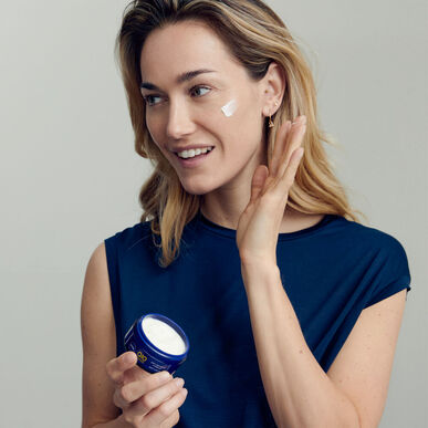Nivea Q10 Power ryppyjä ehkäisevä yövoide 50 ml