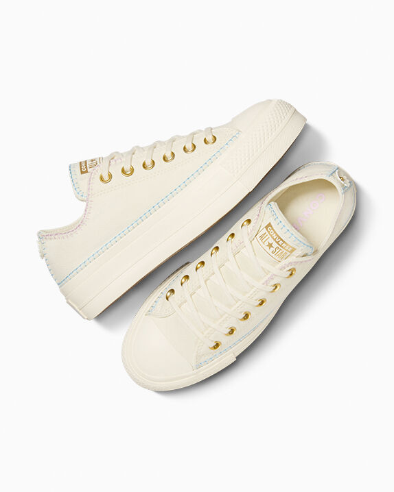 Chuck Taylor All Star Lift Platform Crafted Stitching