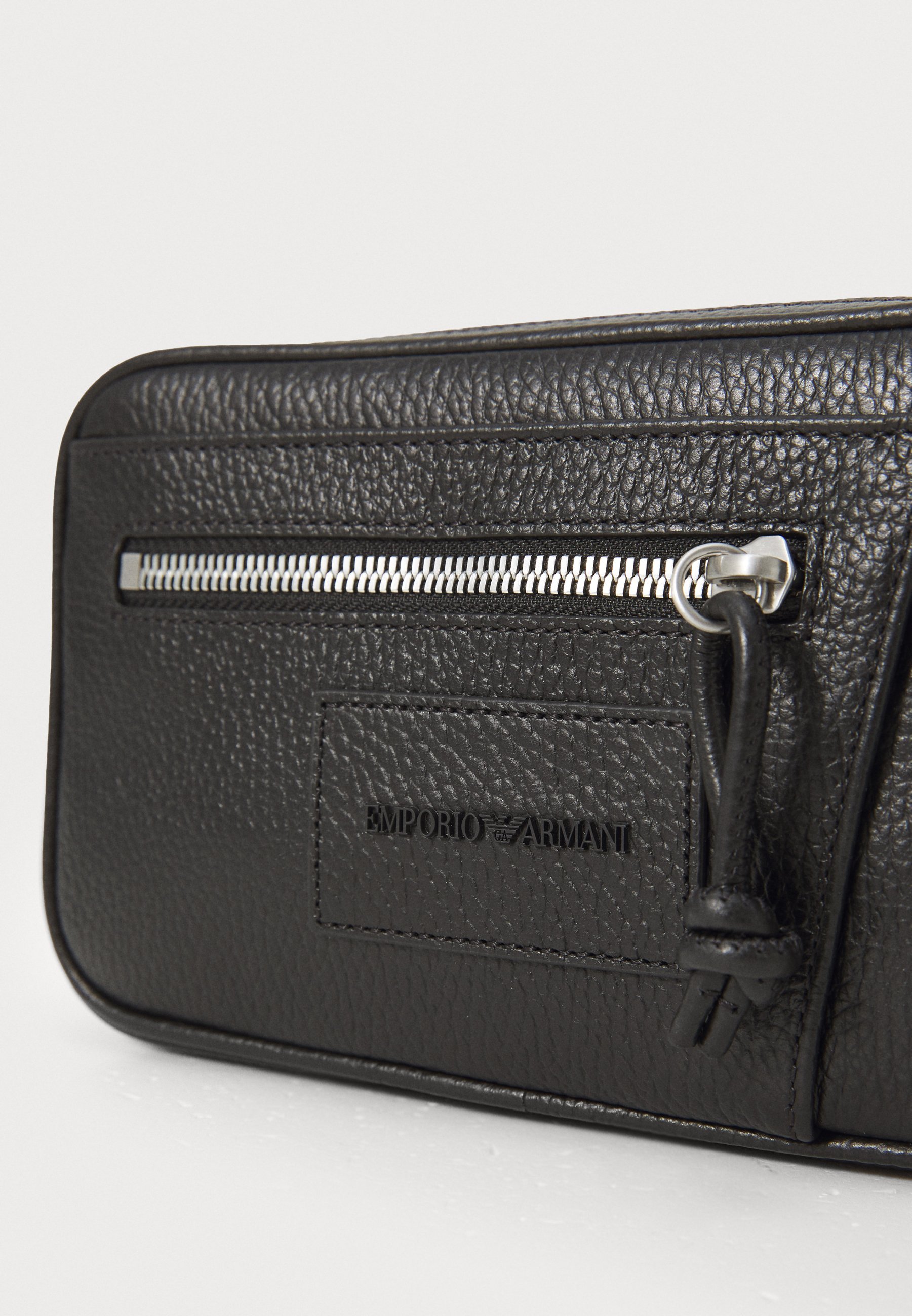 Emporio Armani Travel
