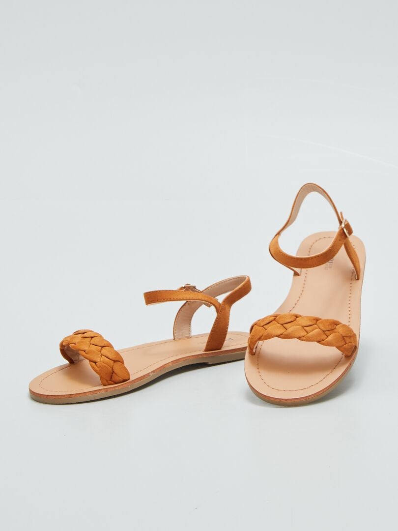 Sandalias con tiras trenzadas - MARRÓN