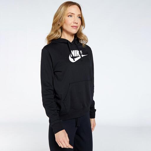 Nike Sportswear Club