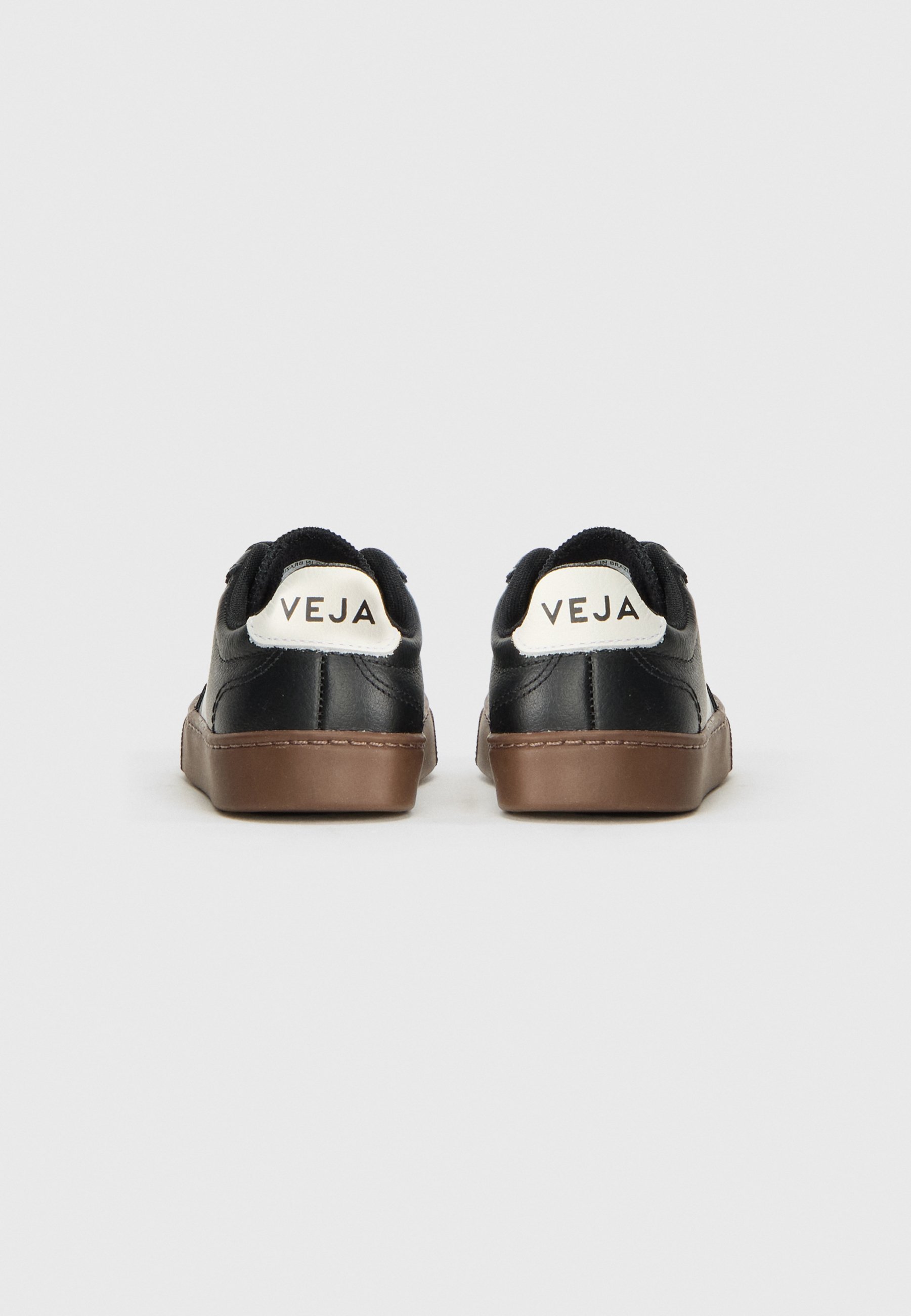 Veja VOLLEY UNISEX - Sneakers laag - zwart/wit