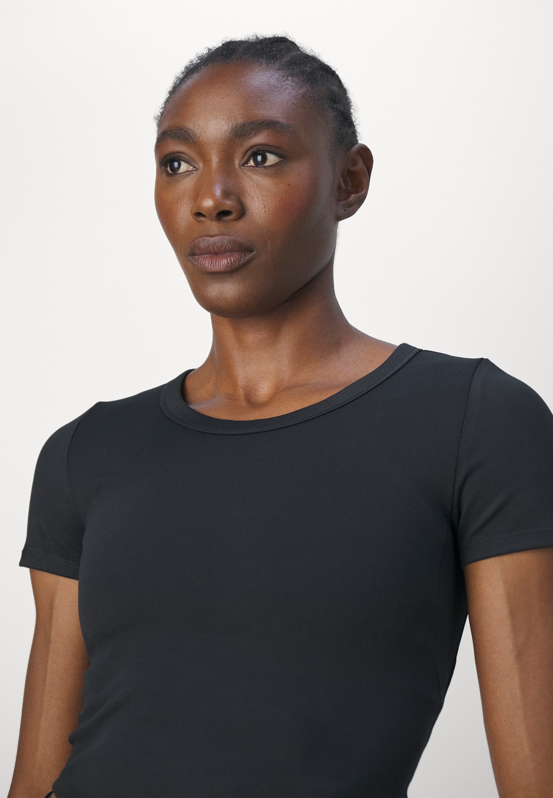 Nike Performance ONE FITTED TOP - Tricou sport - negru
