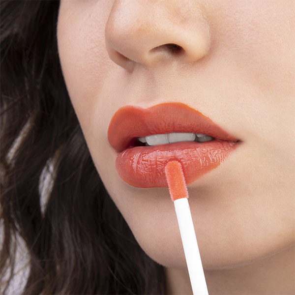 LOLA MAKE UP Langanhaltender, intensiver Farblippenstift 025 Tulpe