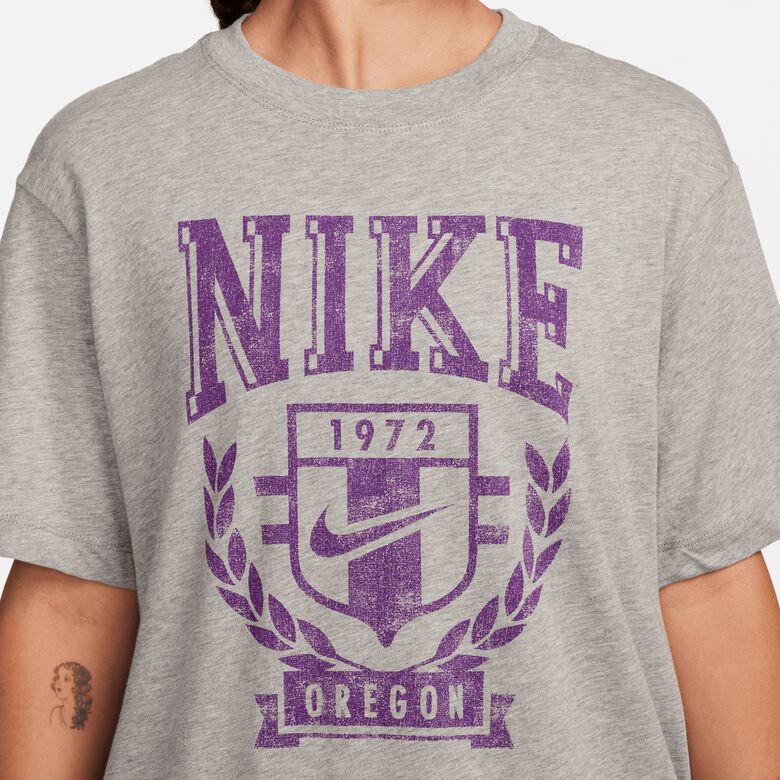 Maglietta sportiva stile boyfriend stile college