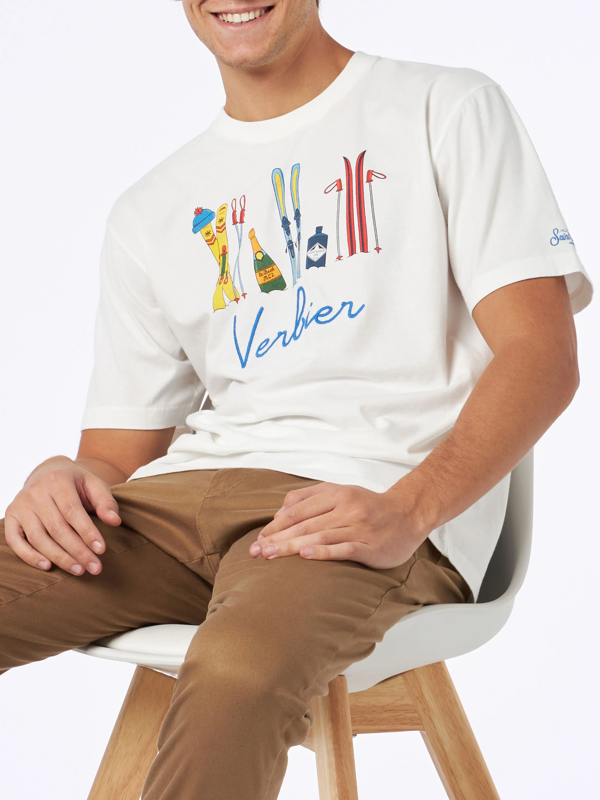 Heren T-shirt van zwaar katoen met Verbier-borduurwerk op de voorkant.