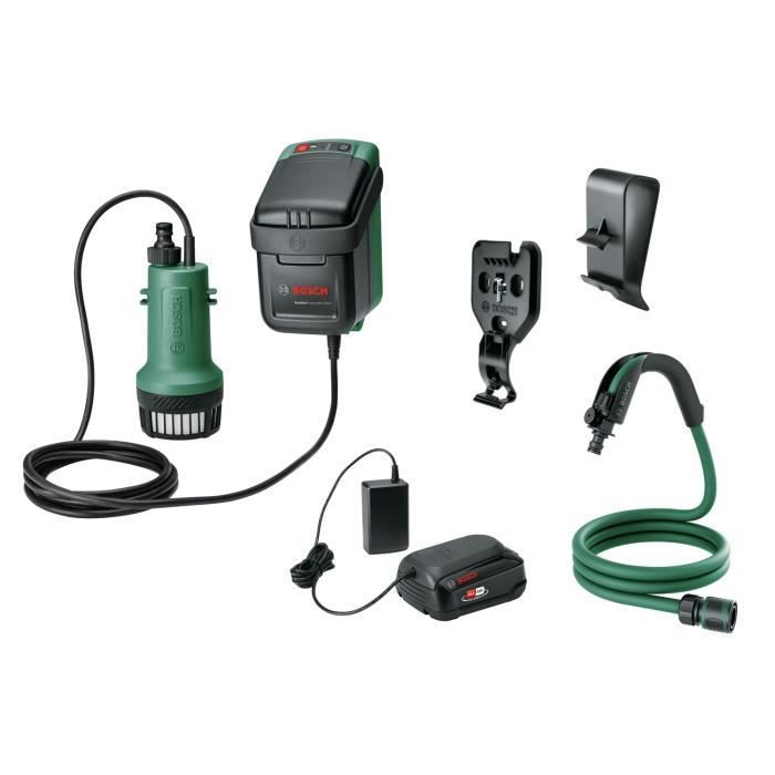 Bomba sumergible Bosch - GardenPump 18V-2000 (con soportes para montaje en pared y depósito y manguera de jardín de 2,5 m)