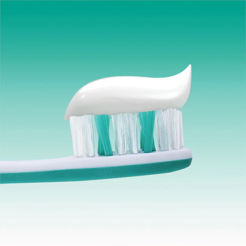Pasta de dentes Elmex Sensitive Professional para uso profissional, indicada para dentes sensíveis.