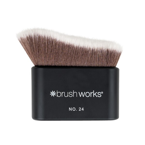 Brushworks nr. 24 Blending-børste for ansikt og kropp