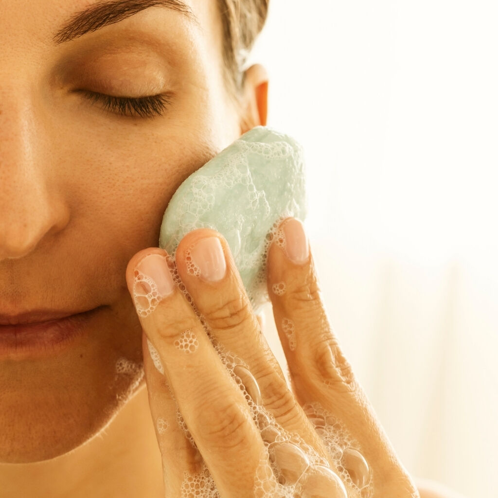 Saponetta per la cura del viso Globe Face Care