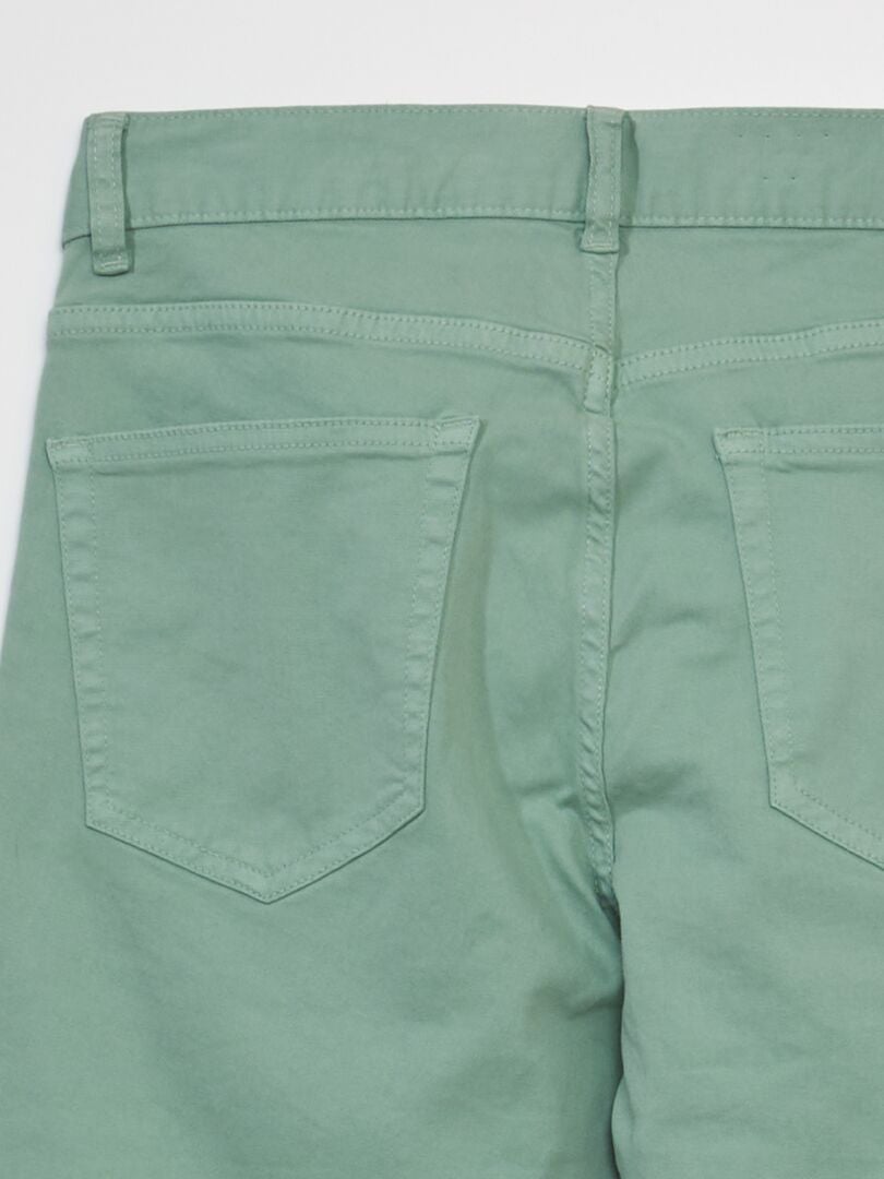 Slim fit jeans met 5 zakken - Maat L32 - GROEN