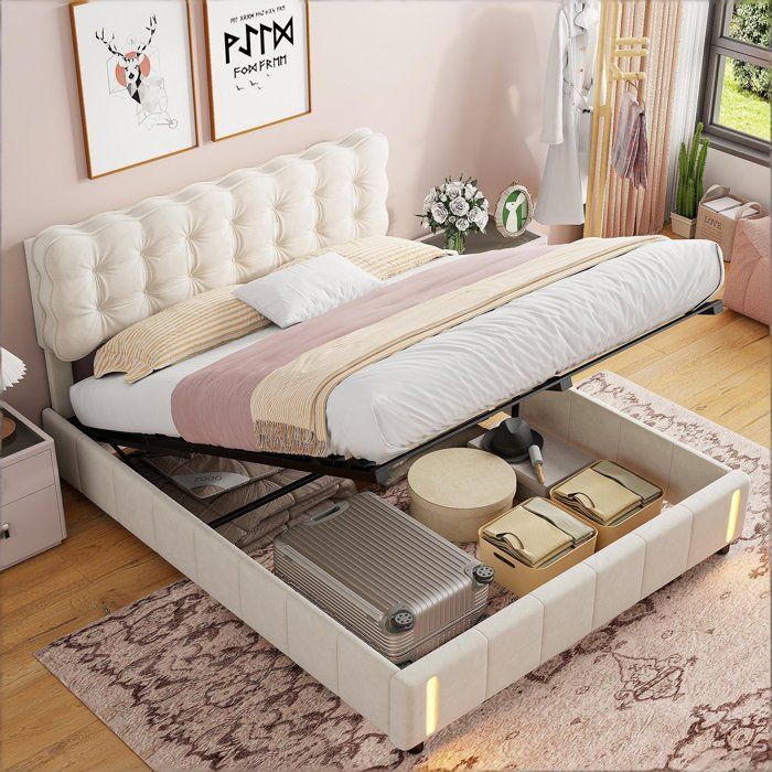 Tweepersoonsbed met opbergruimte (140x200 cm), hoofdeinde bekleed met fluweel, lattenbodem, inductielamp aan het voeteneinde, modern, beige