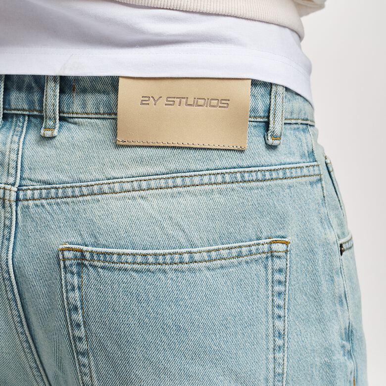 Jeans larghi basici Adrik