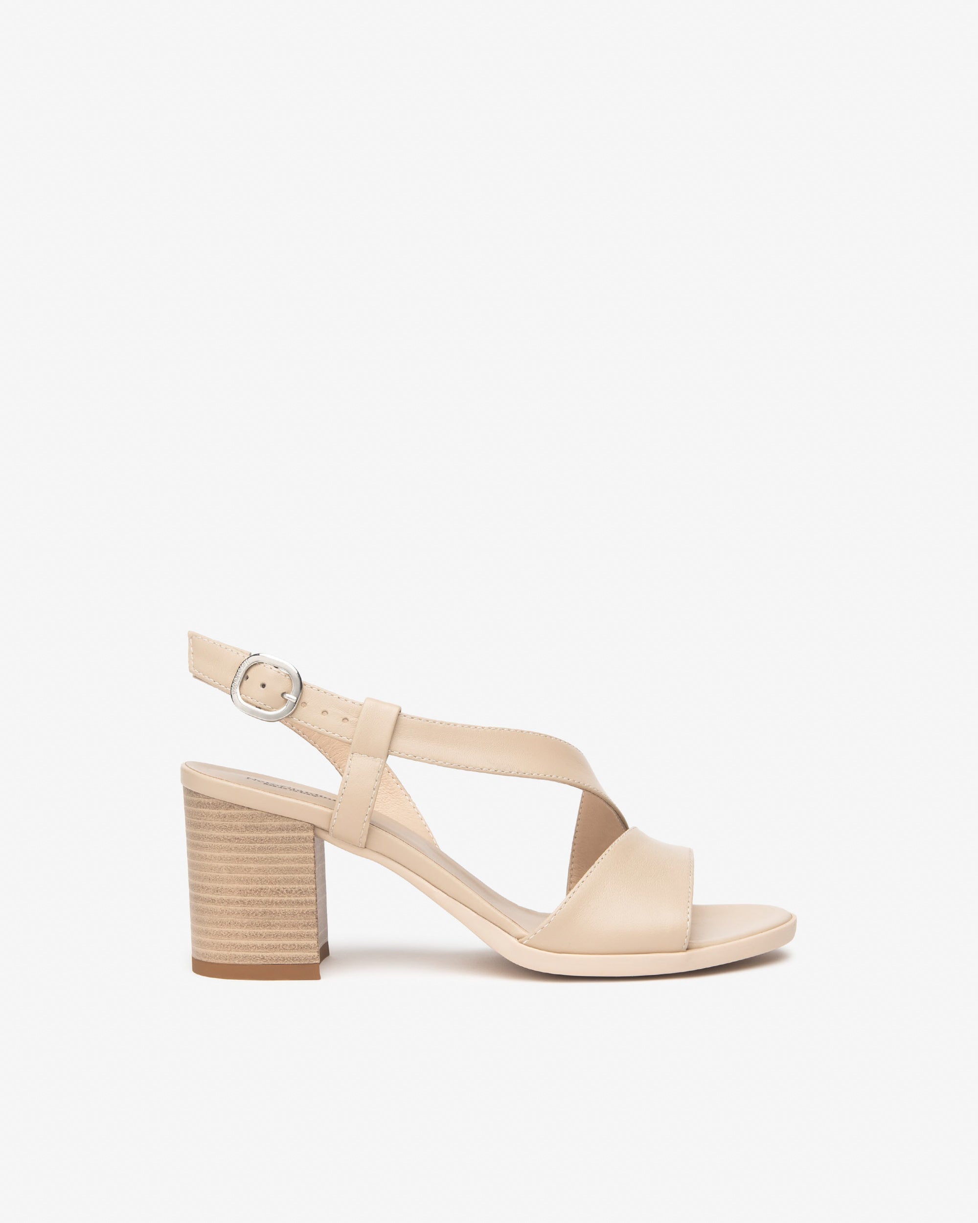  Sandales en cuir pour femmes