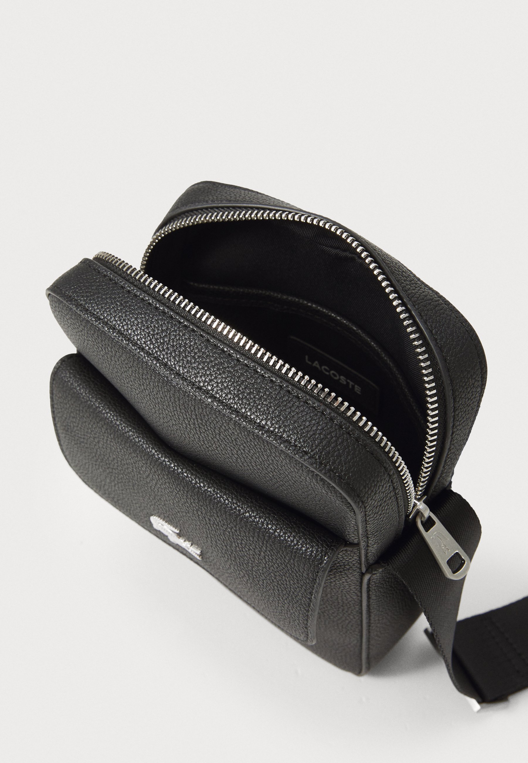 Lacoste CROSSOVER TAS - Crossbodytas - zwart