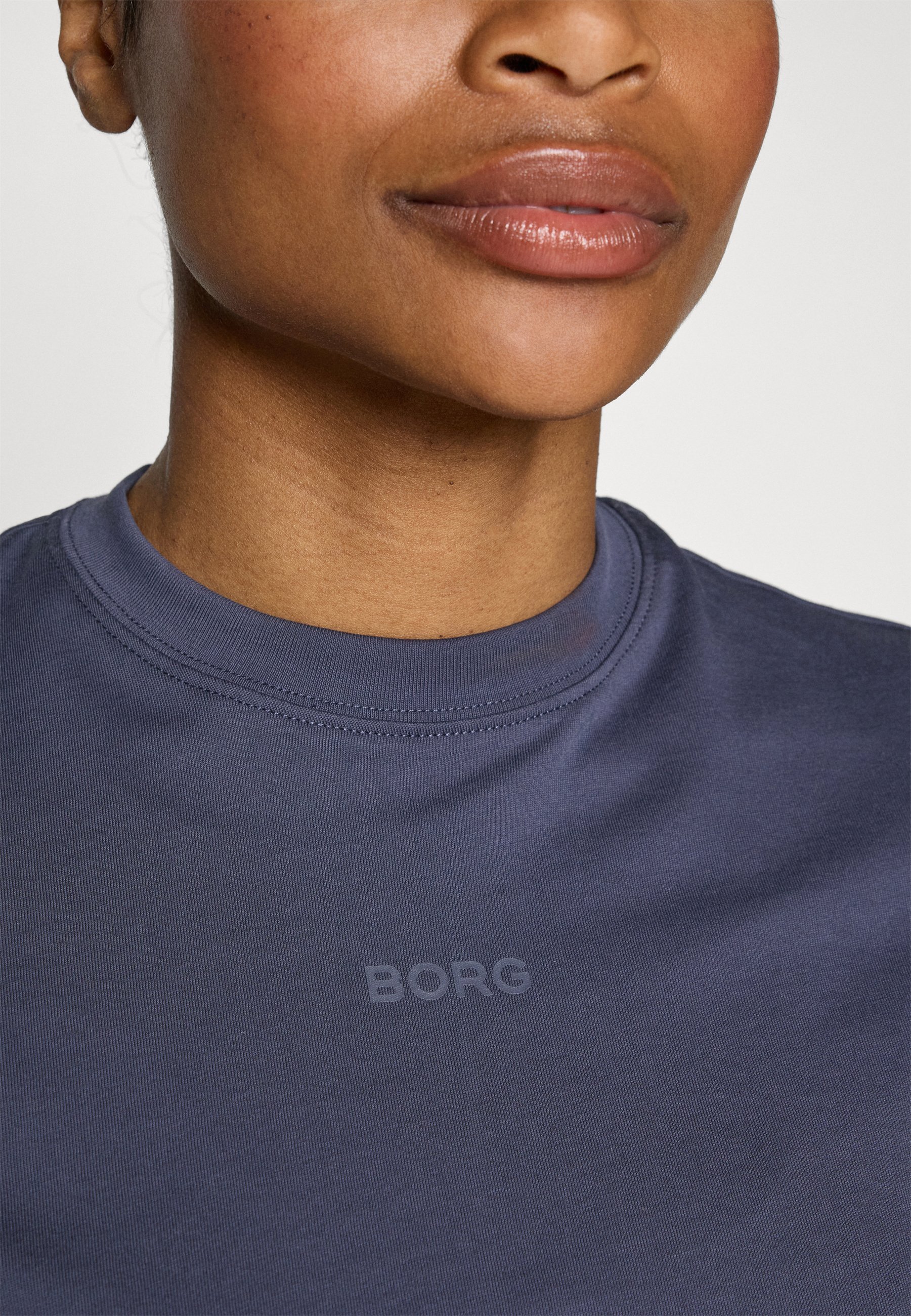 Björn Borg STUDIO CROPPED marškinėliai - spausdinti - pilkos spalvos