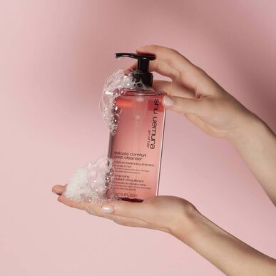 Shu Uemura Delicate Comfort Deep Cleanser šampūnas sausiems plaukams 400 ml