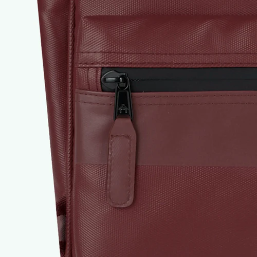 Cabaia Mochila Explorer mediana color burdeos Perth