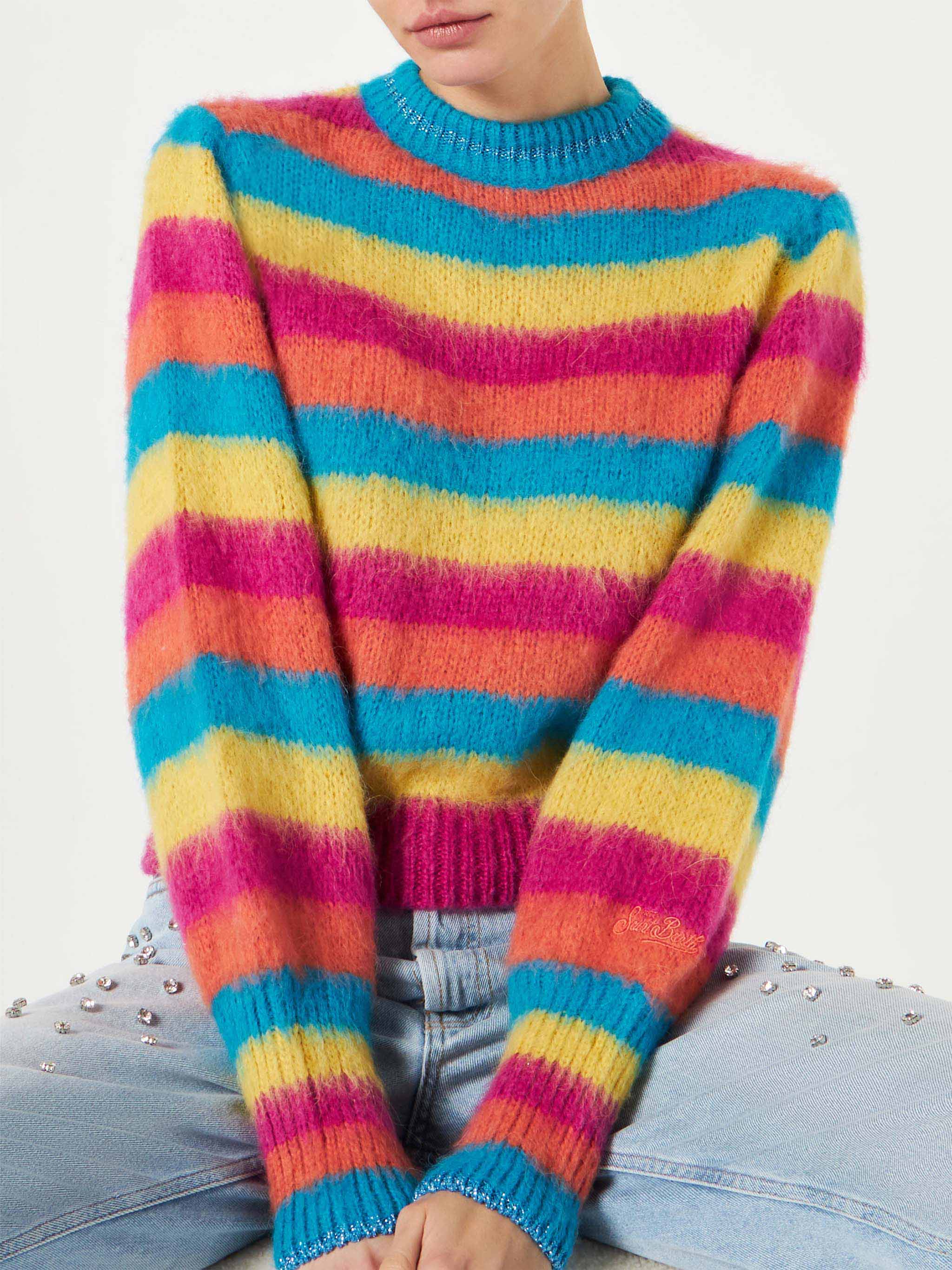 Maglione a righe in maglia garzata con maniche a sbuffo