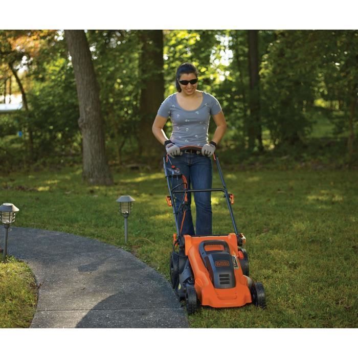 Rasaerba elettrico con filo - BLACK+DECKER - LM2000-QS - 2000W - Larghezza di taglio 48 cm - Funzione mulching, scarico laterale o sacco di raccolta erba da 50 litri