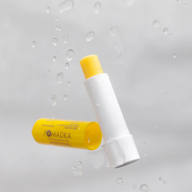 BasicLab Dermocosmetics Famillias Feuchtigkeitsspendender Lippenbalsam