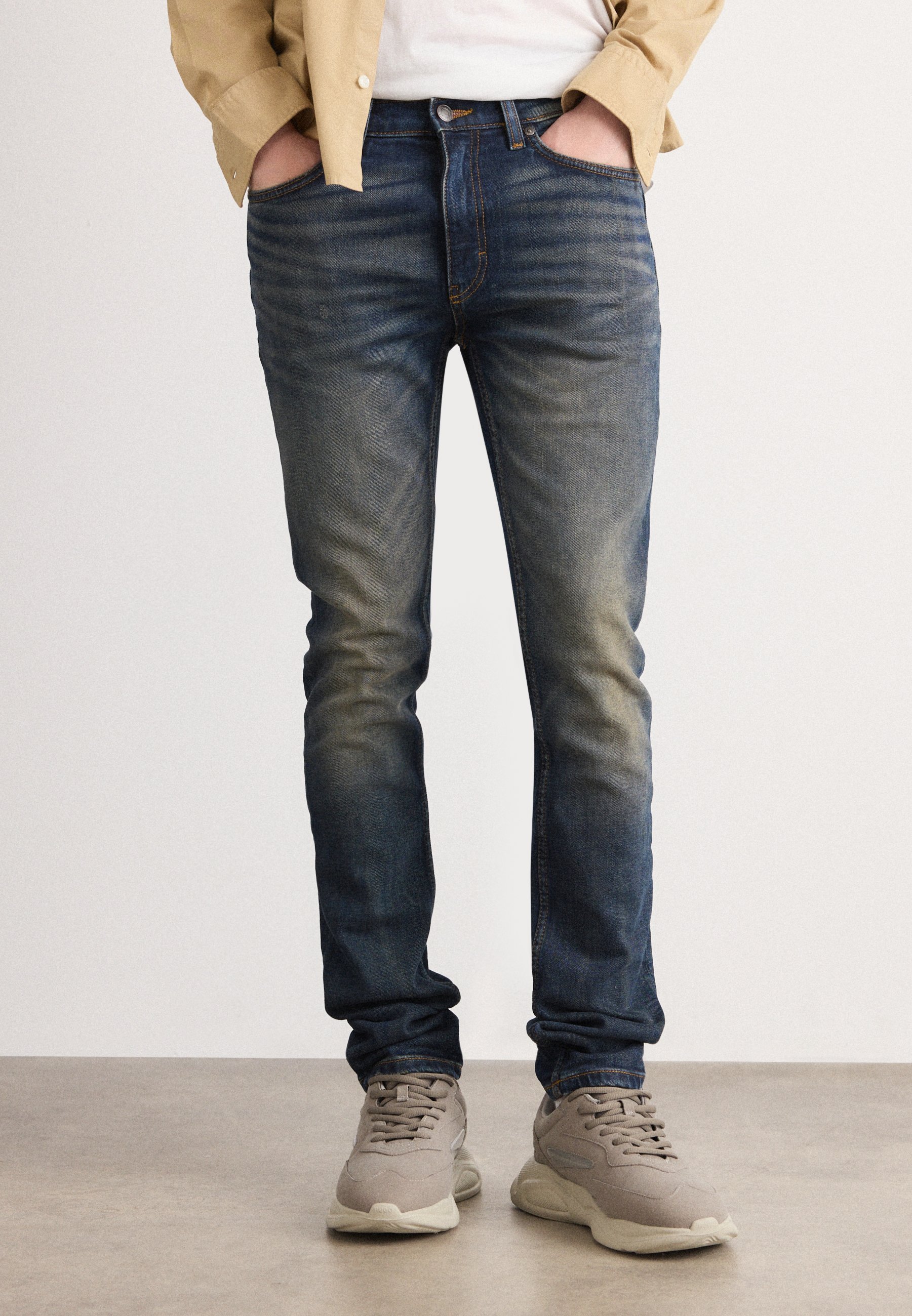 HUGO Slim fit jeans - mediumblauw