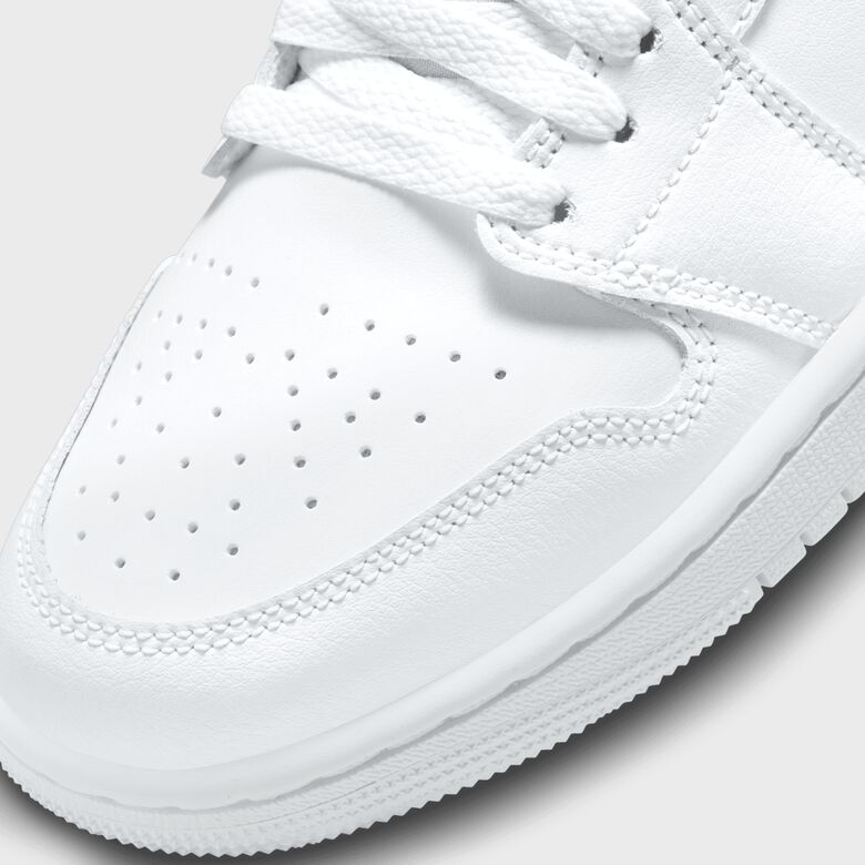 WMNS Air Jordan 1 Low