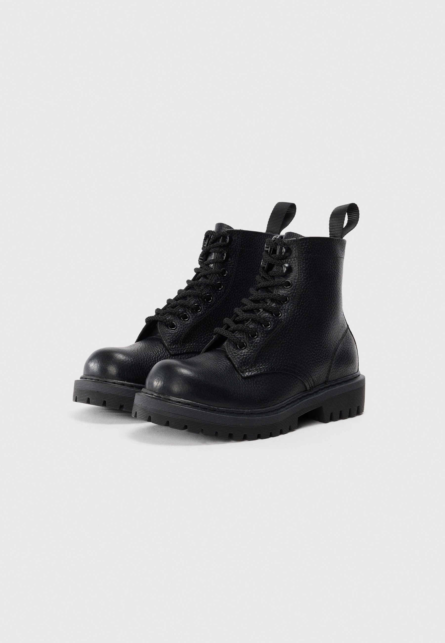 ALDO DOUBLEZERO - Enkellaarsjes met vetersluiting - zwart