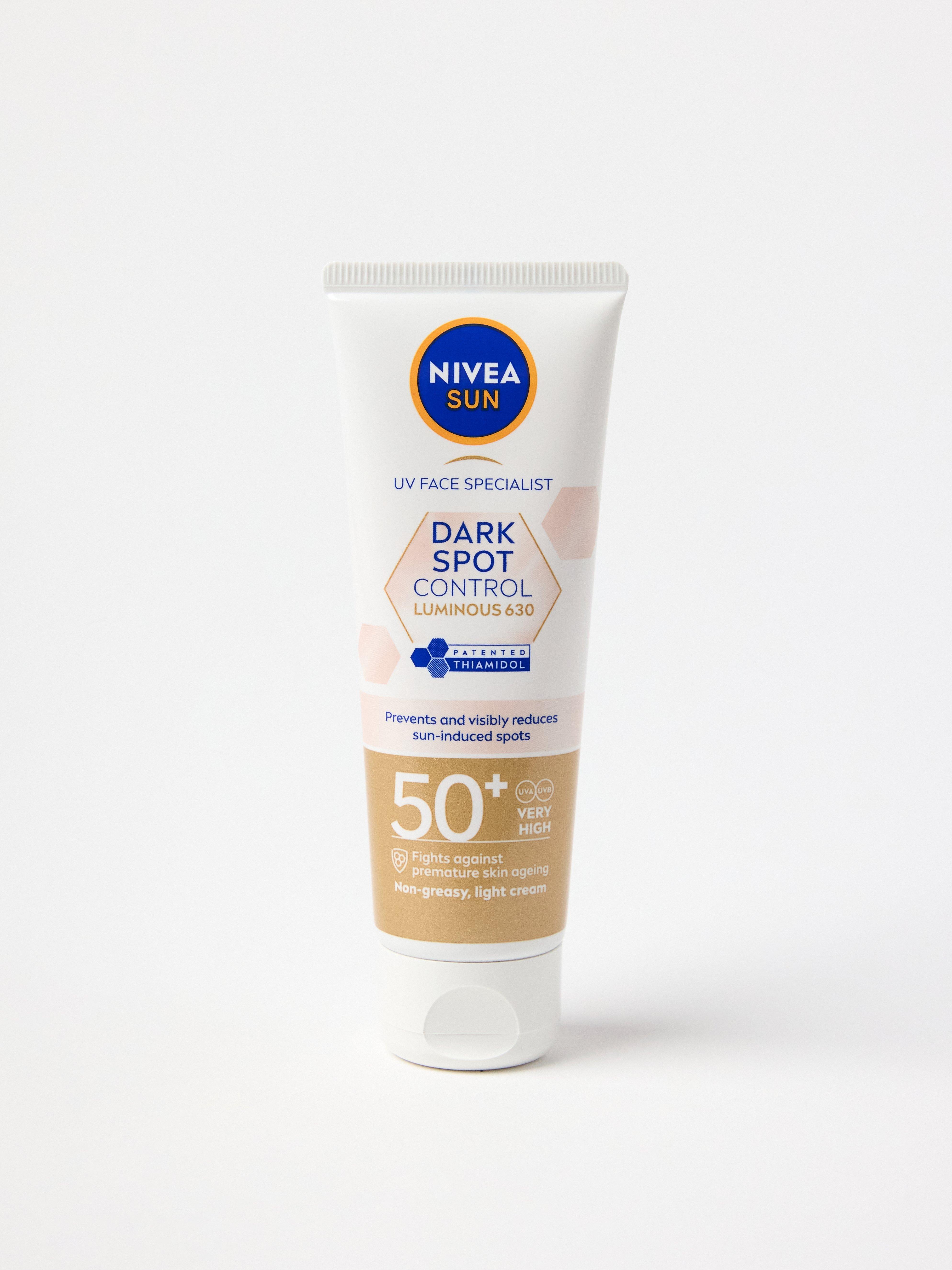NIVEA UV Face Luminous 630 Controle de Manchas Escuras FPS 50 Sem cor