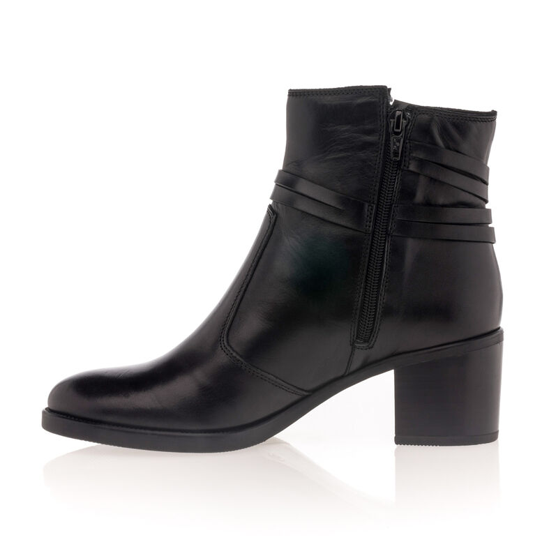Schwarze Damenstiefel / Stiefeletten
