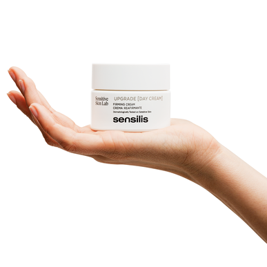 Sensilis Upgrade -päivävoide Kiinteyttävä voide Ryppyjä ehkäisevä kiinteyttävä voide kuivalle ja herkälle iholle 50 ml 50 ml