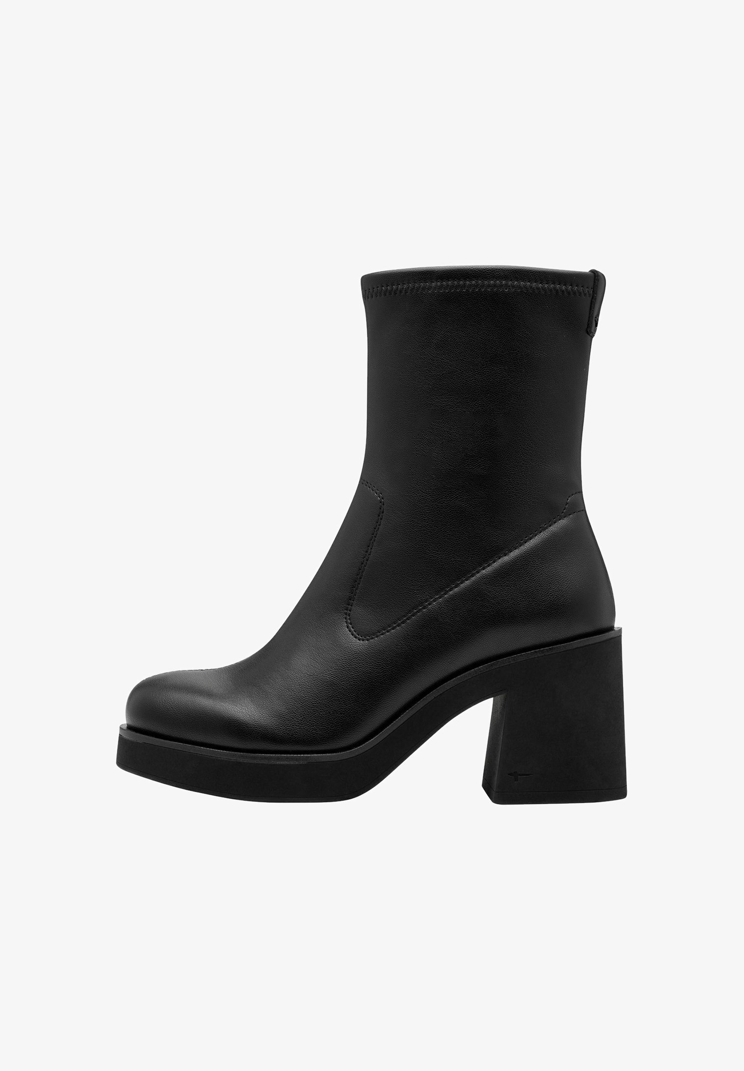 Členkové čižmy na vysokom podpätku Tamaris - čierne