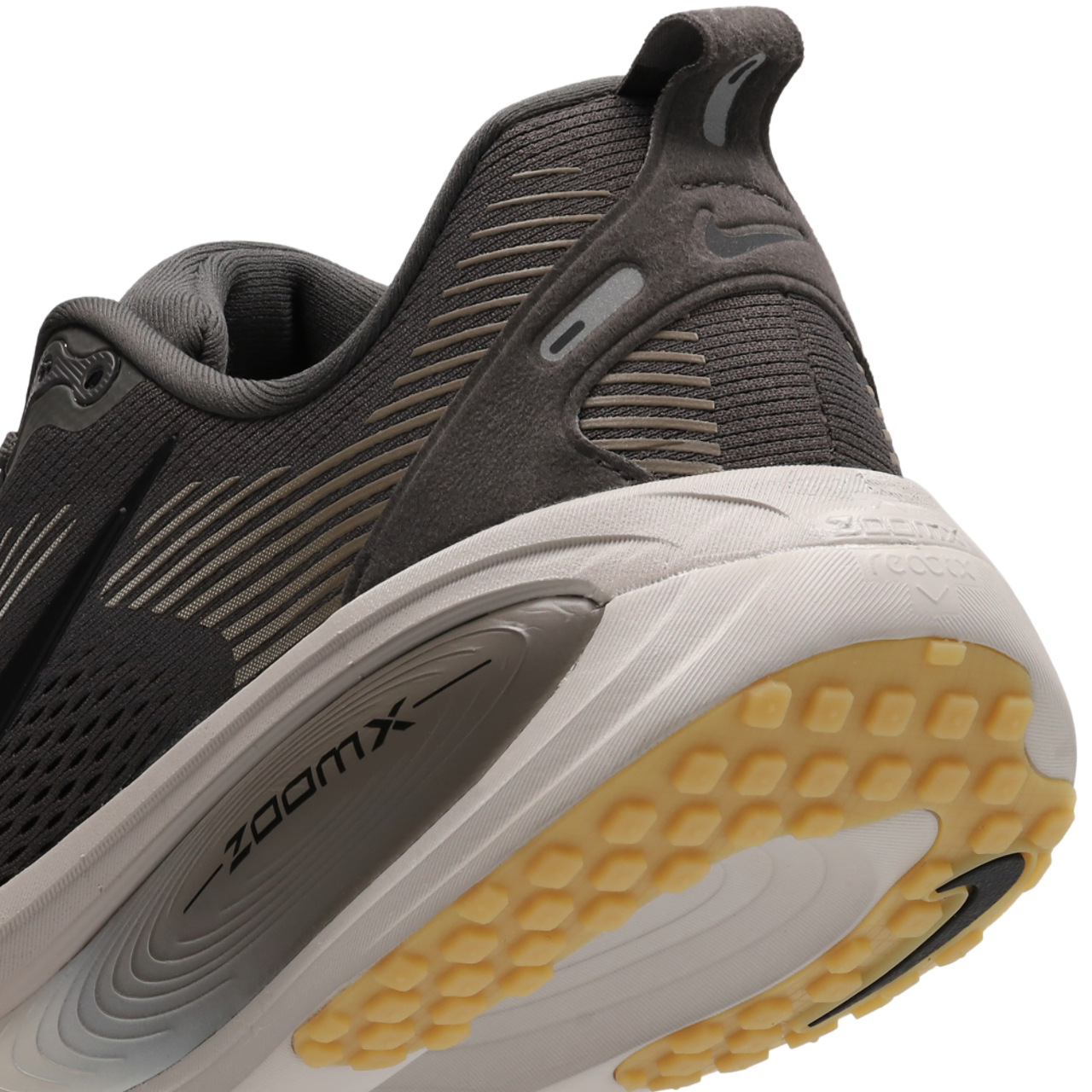 Nike Zoom Vomero 18