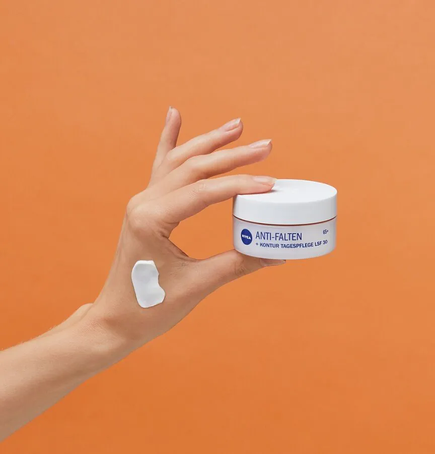Nivea Przeciwzmarszczkowy + modelujący Krem na dzień SPF30 65+