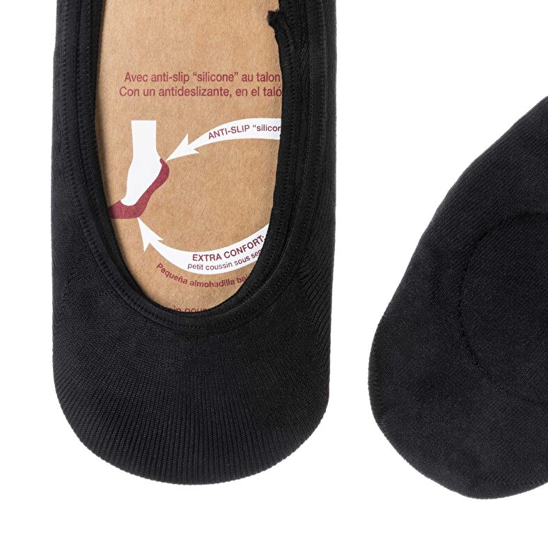 Calcetines y medias negras para mujer