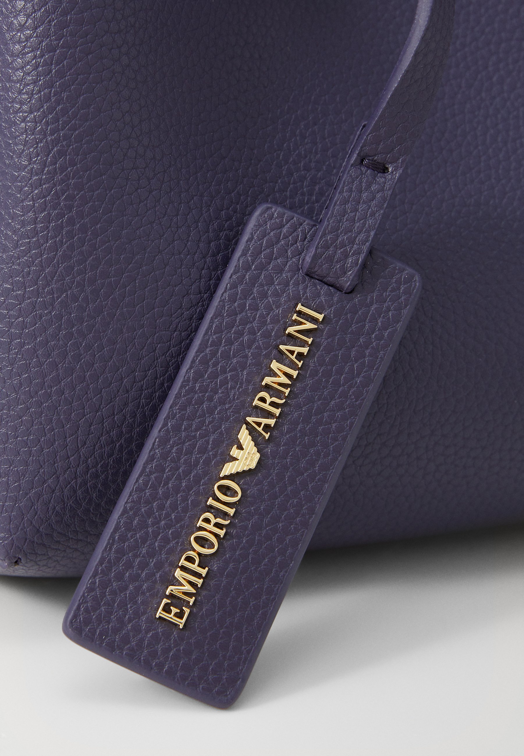 Emporio Armani TAS - Handtas - bosbes/taupe