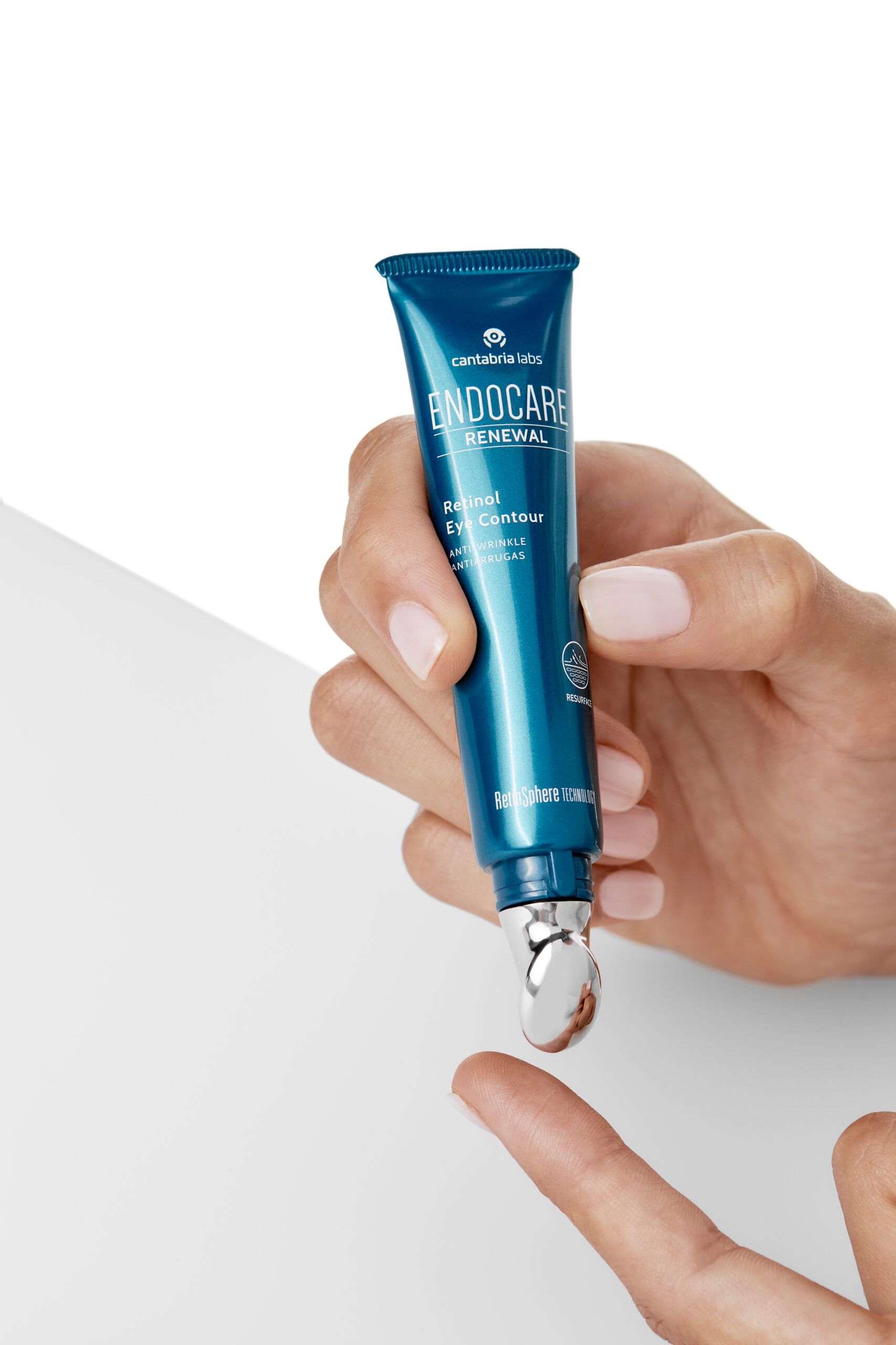 Endocare Renewal Retinol Eye Contour Cream Očný krém na očné okolie