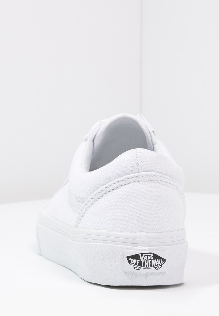 Tênis Vans de cano baixo