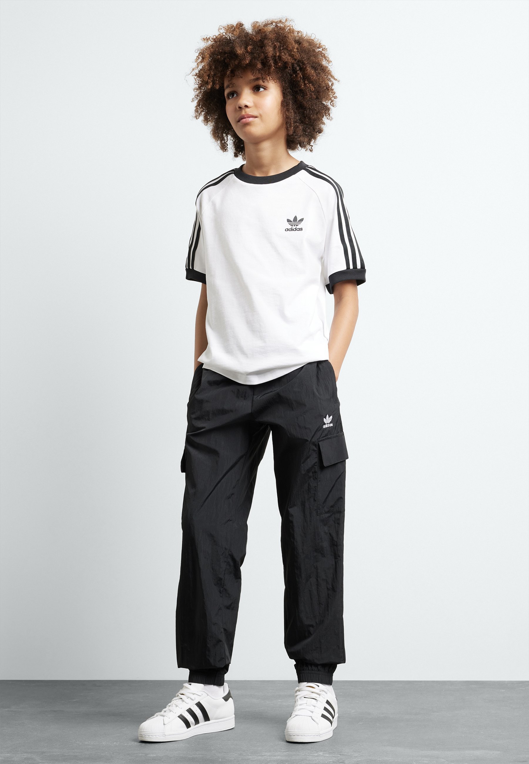 adidas Originals T-shirts med print - white