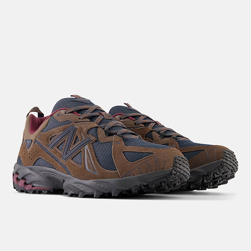 Unisex New Balance 610v1 - tmavě houba s vesmírným motivem a vínově červená