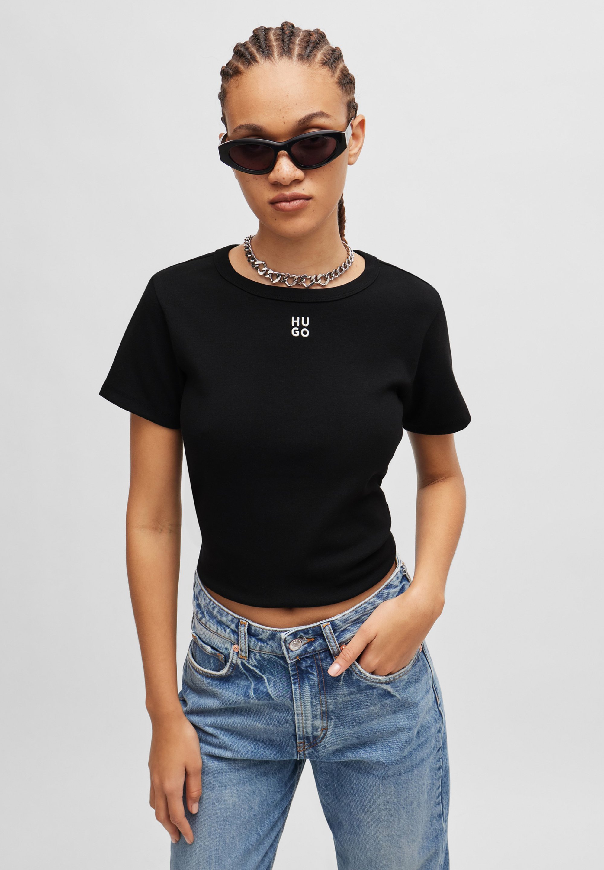 HUGO DELORIS - Basic T-shirt - zwart