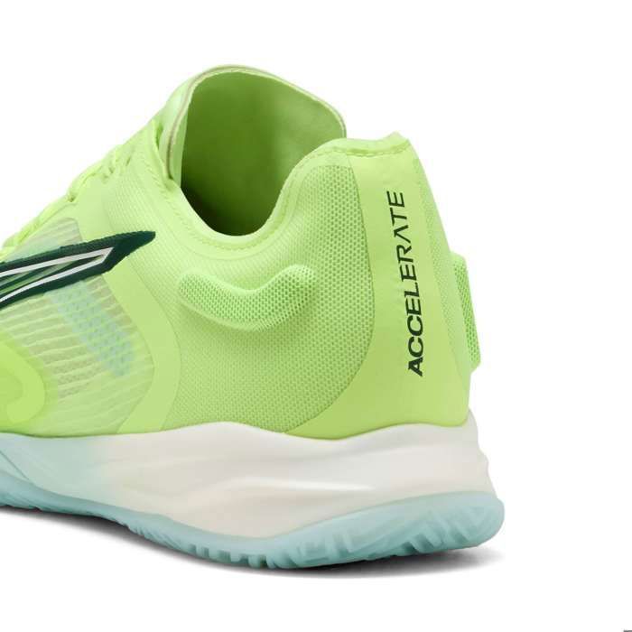 Chaussures indoor Puma Accelerate Nitro SQD 4