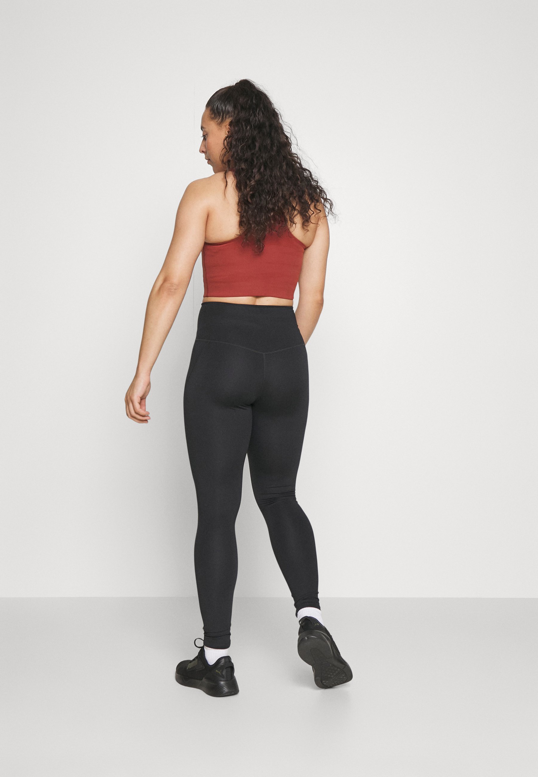 COMPRESSIVE HIGH RISE LEGGINGS - Leggings - black