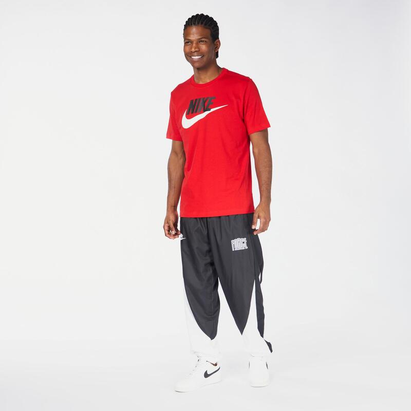 Nike Club Swoosh